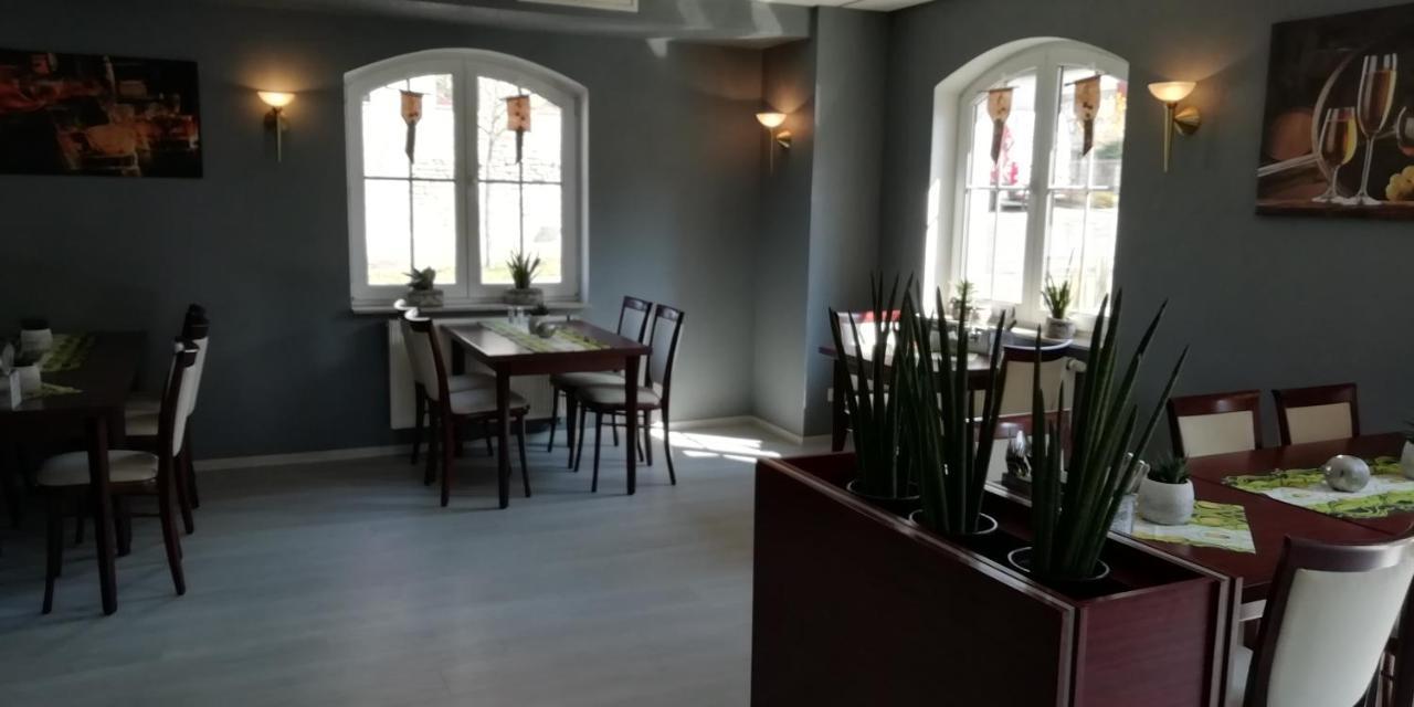 Alte Apotheke Hotel 3*